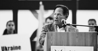 Jeff Webb (1950 – 2026)