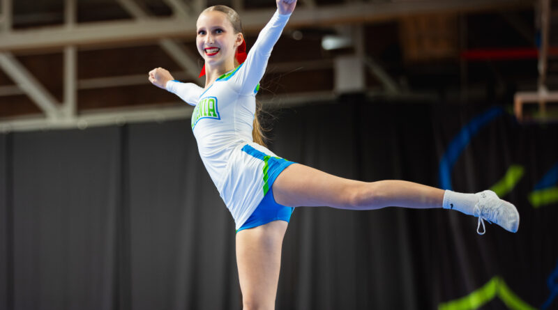 SEND-OFF: Slovenska cheerleading reprezentanca pred odhodom na ICU Evropsko prvenstvo